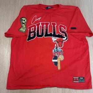 Chicago Bulls Pro Standard Red Shirt W Patches 6 Time  Finals Champs